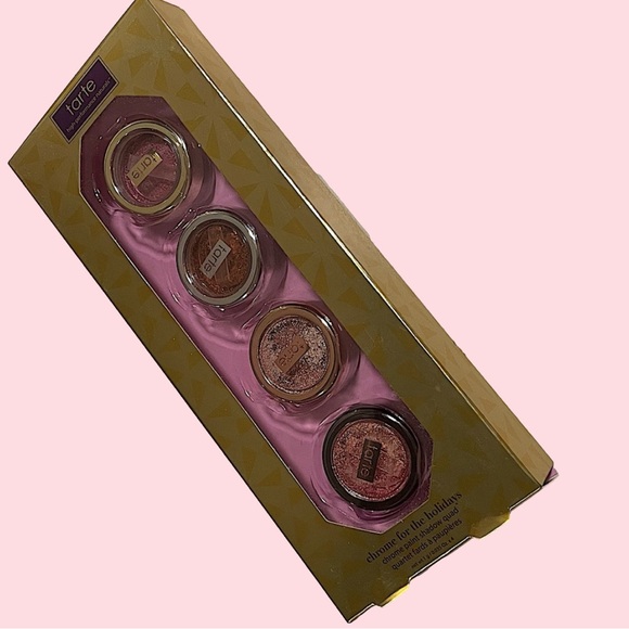TARTE Chrome For The Holidays Chrome Paint Shadow Quad - Picture 11 of 12